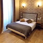 Hotel Excelsior Batignolles