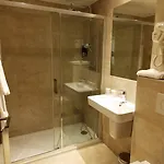 Hotel Excelsior Batignolles