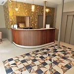 Excelsior Batignolles Hotel 3*
