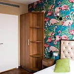 Excelsior Batignolles Paris