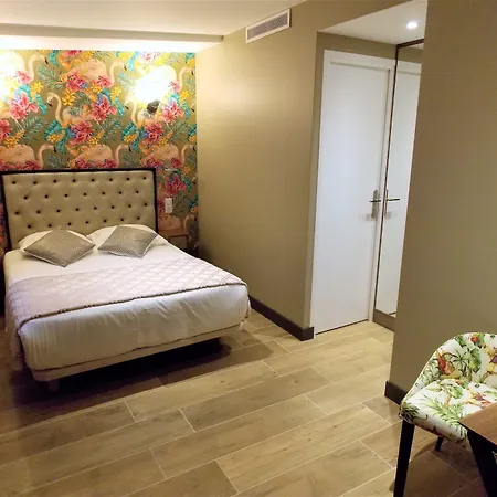 Excelsior Batignolles 3*