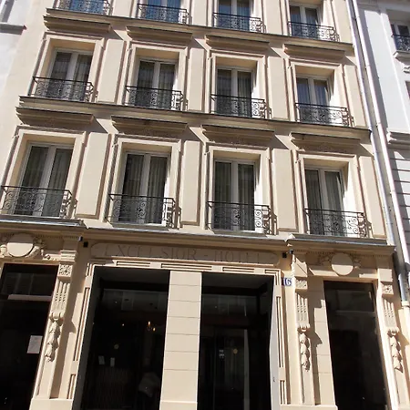 Excelsior Batignolles 3*