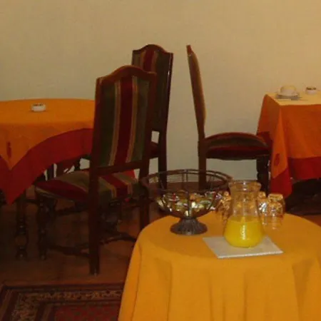 Hotel Excelsior Batignolles