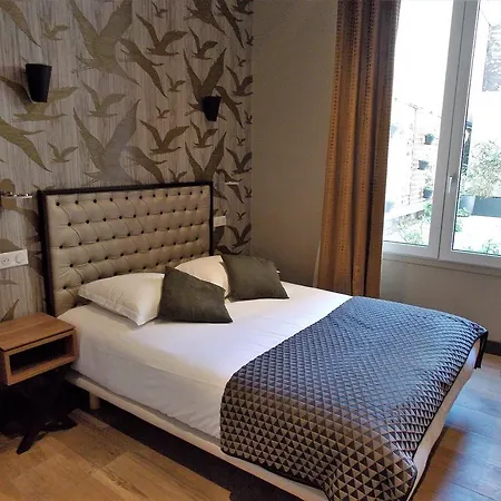 Excelsior Batignolles Paris