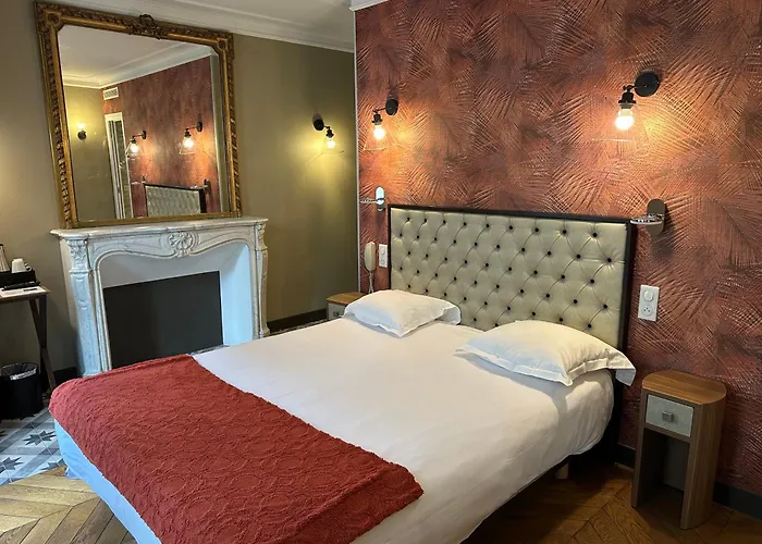 Hotel Excelsior Batignolles 3*