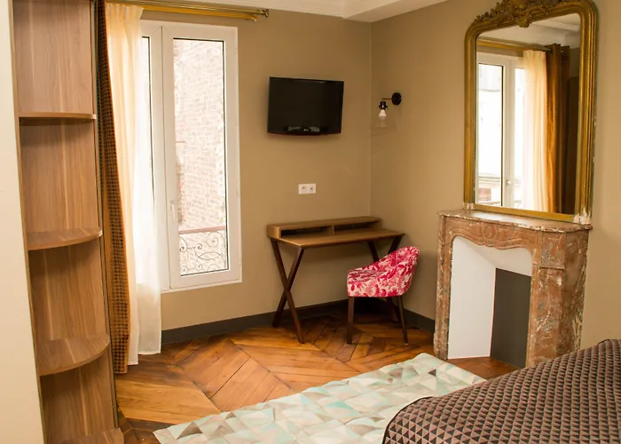 Excelsior Batignolles Parijs