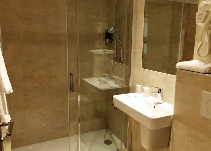 Hotel Excelsior Batignolles