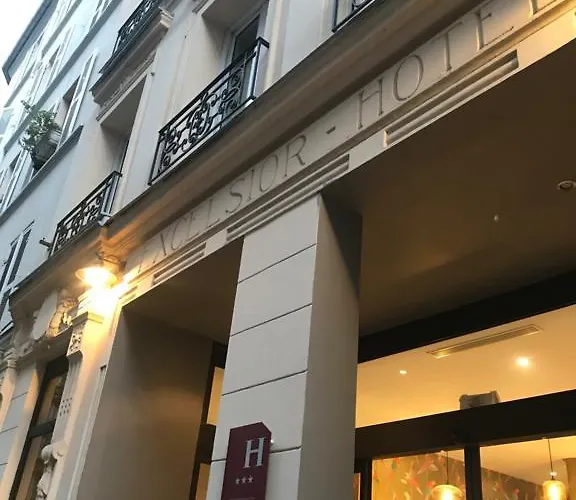 Hotel Excelsior Batignolles 3*