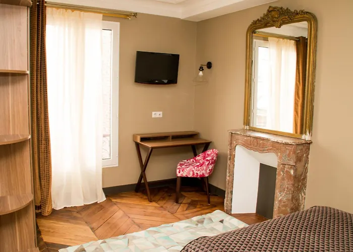 Excelsior Batignolles Hotel 3*