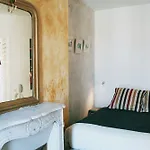 Excelsior Batignolles Отель