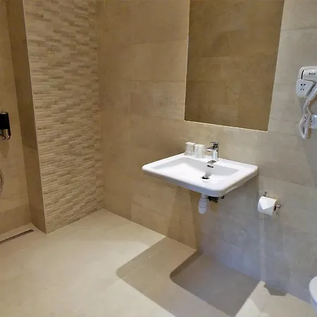 Excelsior Batignolles Paris